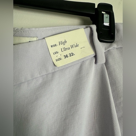 NWT Abercrombie and Fitch Plus Size Lilac Sloane Wide Leg Trousers Size 36 - Picture 4 of 6